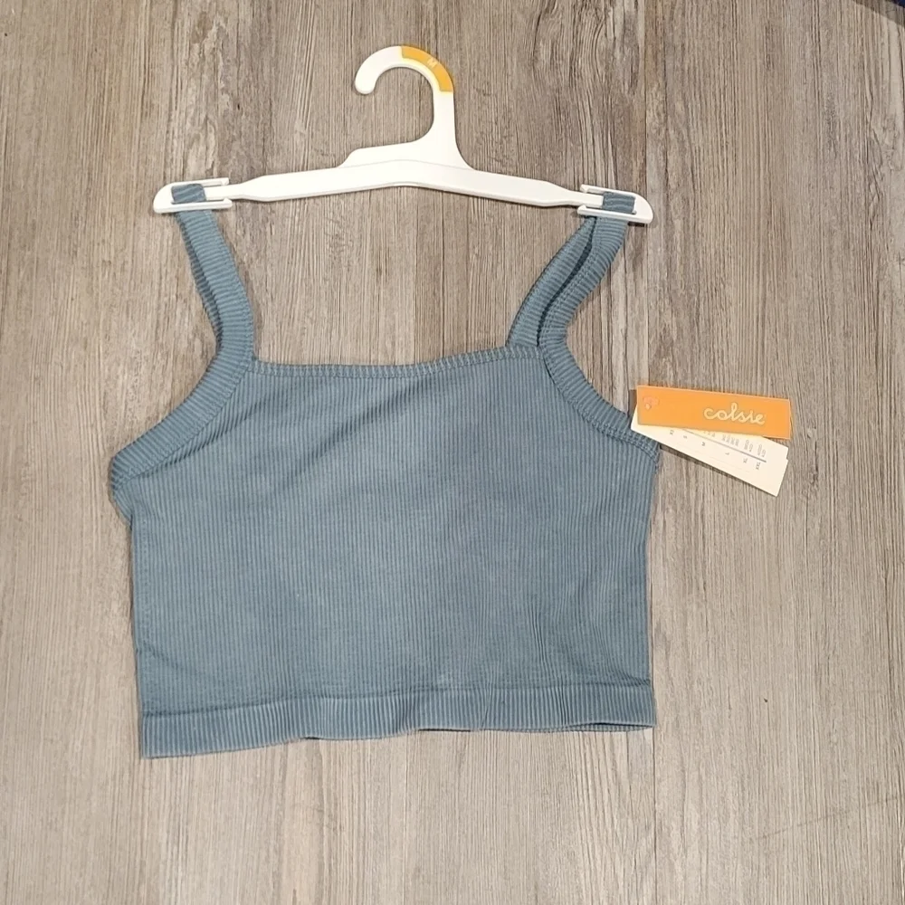 Green  Colsie Cropped Seamless Ribbed Bra Top Size: M𝅺 - Picture 3 of 5